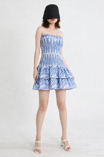 TWOTWINSTYLE Cut-Out Strapless Mini Dress